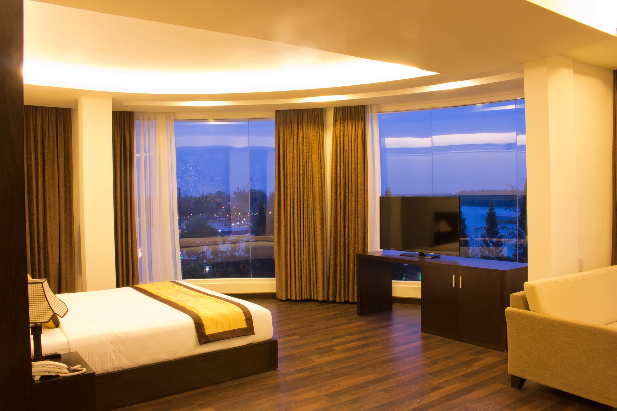 International Hotel Кантхо Экстерьер фото